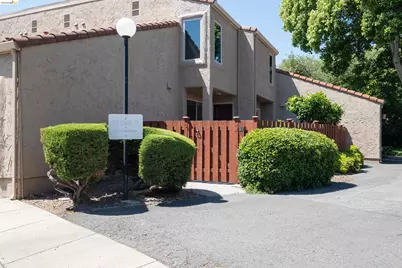 31 Campo Verde Circle, San Pablo, CA 94806 - Photo 2