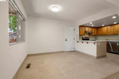 31 Campo Verde Circle, San Pablo, CA 94806 - Photo 8