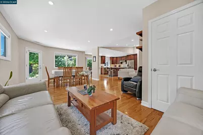 8 Bath Ct, San Ramon, CA 94583 - Photo 22