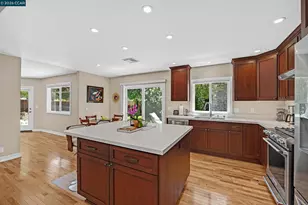 8 Bath Ct, San Ramon, CA 94583 - Photo 10