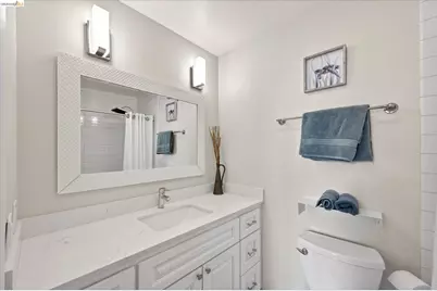 365 Perkins St #201, Oakland, CA 94610 - Photo 16