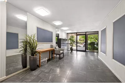 365 Perkins St #201, Oakland, CA 94610 - Photo 6