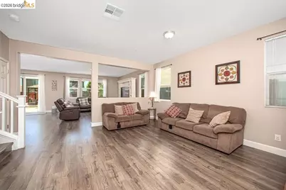 2371 Cornwall Ave, Manteca, CA 95337 - Photo 8