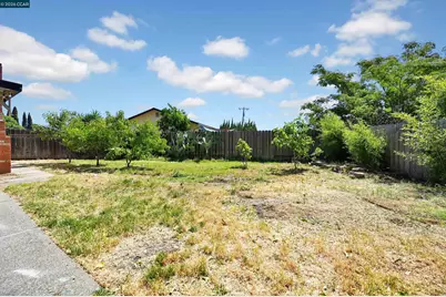 357 Santa Susana Ct, Fairfield, CA 94533 - Photo 22