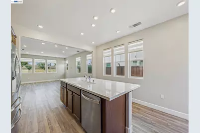 233 Central Pkwy, Mountain House, CA 95391 - Photo 14