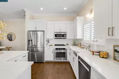 5619 Berwick Ct, Discovery Bay, CA 94505 - Photo 20