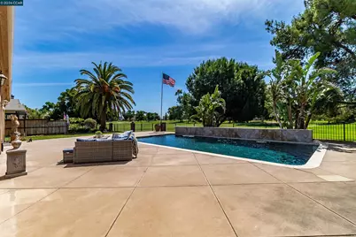 5619 Berwick Ct, Discovery Bay, CA 94505 - Photo 58