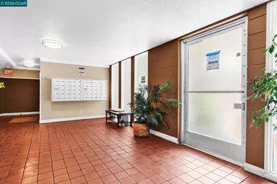 385 Jayne Ave #215, Oakland, CA 94610 - Photo 6