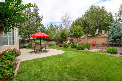 3278 Vermont Pl, Pleasanton, CA 94588 - Photo 6