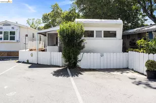 2050 Monument, Pleasant Hill, CA 94523 - Photo 2