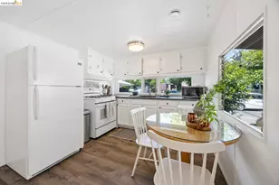 2050 Monument, Pleasant Hill, CA 94523 - Photo 12
