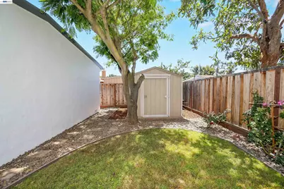 430 Dutchess Ln, Hayward, CA 94544 - Photo 44
