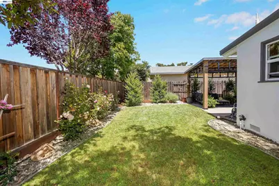 430 Dutchess Ln, Hayward, CA 94544 - Photo 44