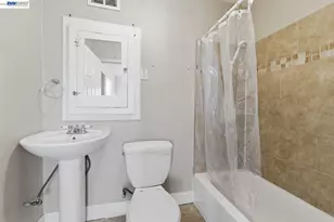 242 Kendall Ave, Crockett, CA 94525 - Photo 20