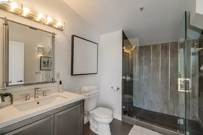 73 Sumner St #402, San Francisco, CA 94103 - Photo 30