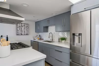 73 Sumner St #402, San Francisco, CA 94103 - Photo 12