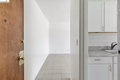 2207 Bonar St, Berkeley, CA 94702 - Photo 4