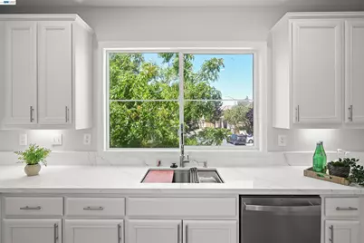 4612 Sandyford Ct., Dublin, CA 94568 - Photo 8
