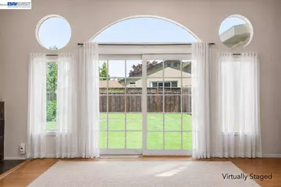 30544 Hoylake St, Hayward, CA 94544 - Photo 8