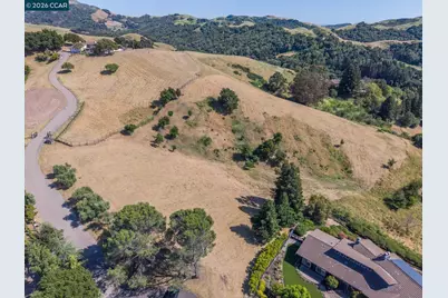 1966 Joseph Dr, Moraga, CA 94556 - Photo 8