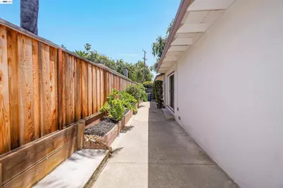 31590 Hugh Way, Hayward, CA 94544 - Photo 42