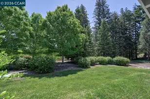 1417 Oakmont Dr, Walnut Creek, CA 94595 - Photo 10