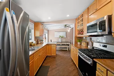 30562 Troon Pl, Hayward, CA 94544 - Photo 26