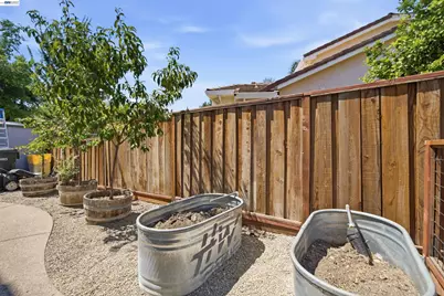 5996 Melanie Ct, Livermore, CA 94550 - Photo 32