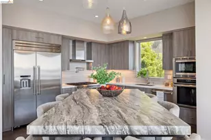 25 Diablo Dr, Oakland, CA 94611 - Photo 22