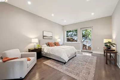 25 Diablo Dr, Oakland, CA 94611 - Photo 44