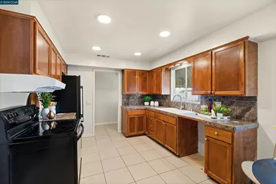 5714 Claremont Ave, Stockton, CA 95207 - Photo 14