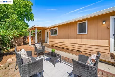 2170 Ralmar Ave, East Palo Alto, CA 94303 - Photo 24