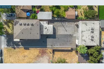 218 K St, Los Banos, CA 93635 - Photo 10