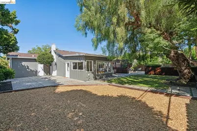 1679 Westwood Dr, Concord, CA 94521 - Photo 32