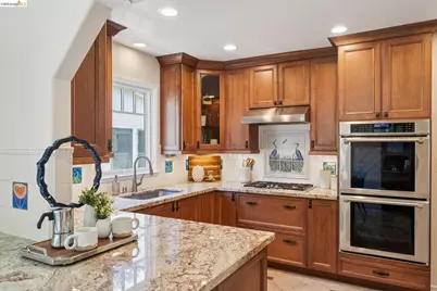 957 Lee Ave, San Leandro, CA 94577 - Photo 18