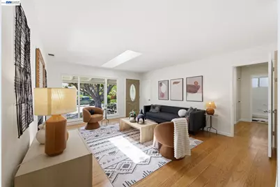 16010 Via Sevilla, San Lorenzo, CA 94580 - Photo 6