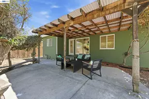 16010 Via Sevilla, San Lorenzo, CA 94580 - Photo 18