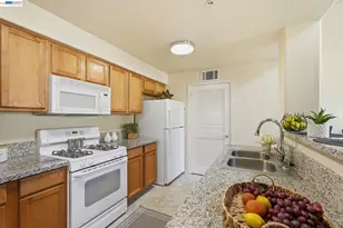 5350 Dunlay Dr, Sacramento, CA 95835 - Photo 16