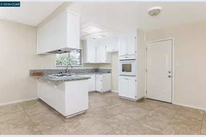 929 San Carlos Dr, Antioch, CA 94509 - Photo 4