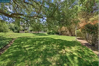 400 Suntree Ln #402, Pleasant Hill, CA 94523 - Photo 40