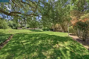 400 Suntree Ln, Pleasant Hill, CA 94523 - Photo 40