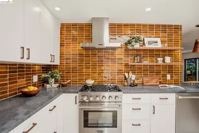 1085 Brookwood Road, Oakland, CA 94610 - Photo 14