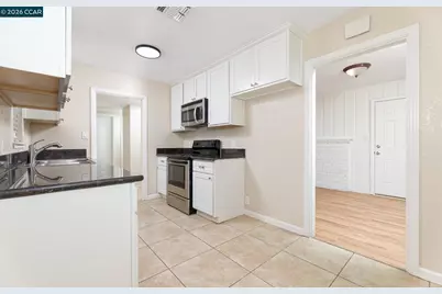 4300 42nd Ave, Sacramento, CA 95824 - Photo 4