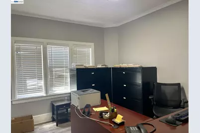370 Grand Ave Suite 1, Oakland, CA 94610 - Photo 6