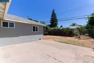 5311 78th St, Sacramento, CA 95820 - Photo 18