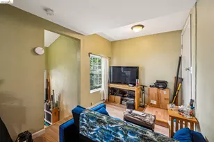 1820 International Blvd, Oakland, CA 94606 - Photo 24