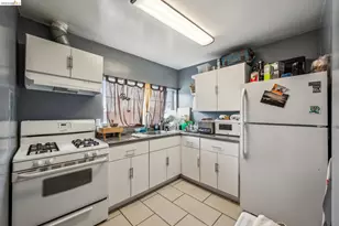 1820 International Blvd, Oakland, CA 94606 - Photo 12