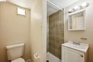 1820 International Blvd, Oakland, CA 94606 - Photo 30