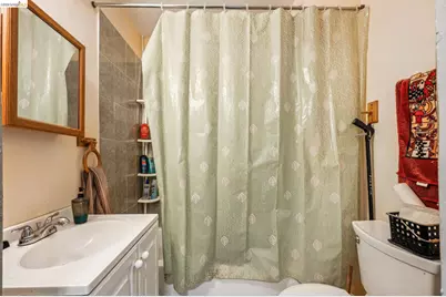 1820 International Blvd, Oakland, CA 94606 - Photo 22