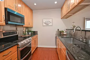 3320 Kimberly Way, San Mateo, CA 94403 - Photo 14